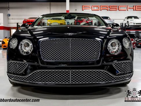 Used 2018 Bentley Continental GT image 33