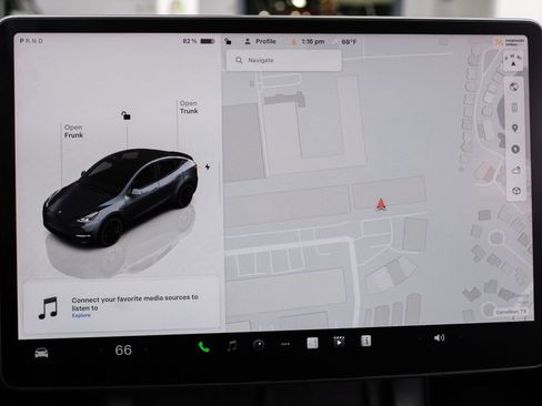Used 2022 Tesla Model Y Performance AWD/4WD image 20