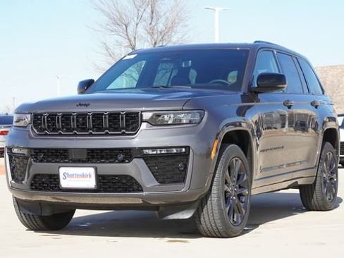 New 2026 Jeep Grand Cherokee Limited image 3
