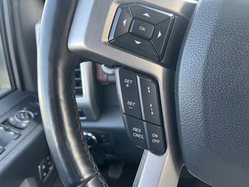 Used 2022 Ford F350 Platinum w/ FX4 Off-Road Package image 21