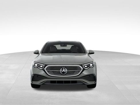 New 2026 Mercedes-Benz E 350 4MATIC Sedan image 7