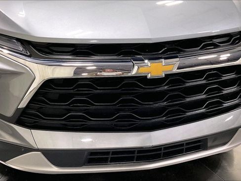 Used 2025 Chevrolet Blazer LT AWD/4WD image 30