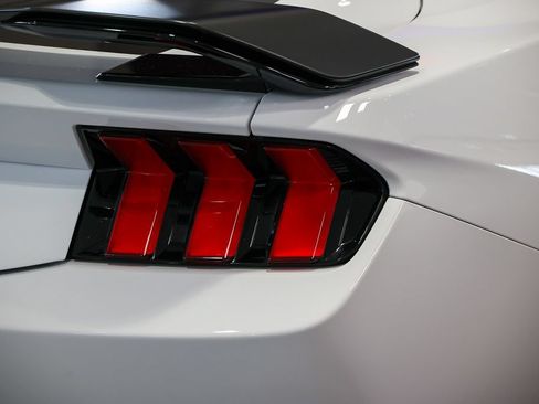 Certified 2025 Ford Mustang Dark Horse RWD image 28