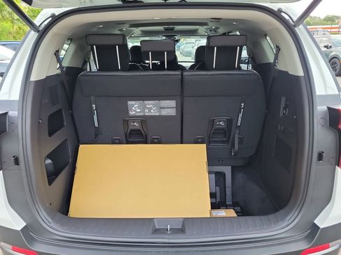 New 2026 Kia Carnival SX w/ SX Dark Edition Package FWD image 14