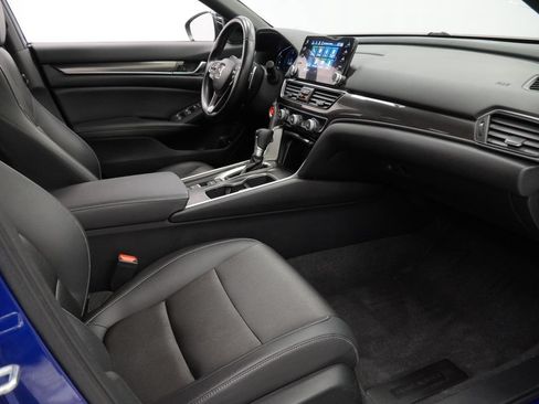 Used 2022 Honda Accord Sport image 41