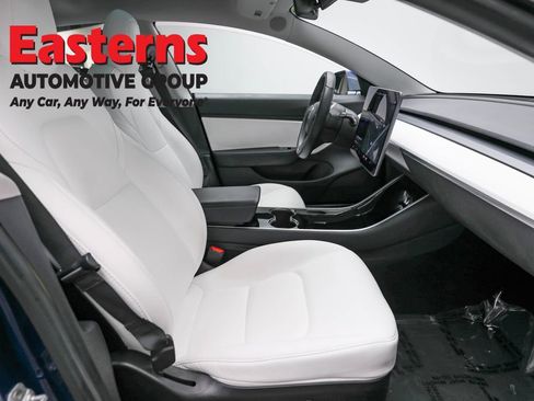 Used 2020 Tesla Model 3 Standard Range Plus image 21