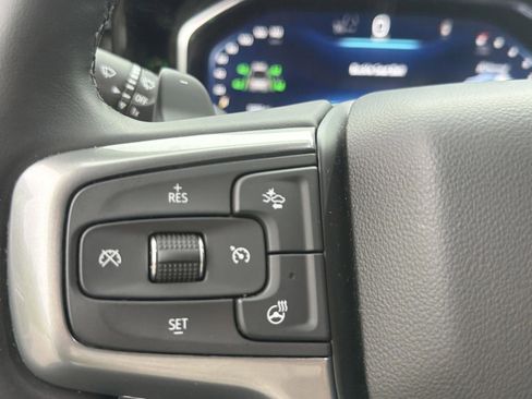 Used 2025 Chevrolet Silverado 1500 LT Trail Boss w/ LT Trail Boss Premium Package AWD/4WD image 17