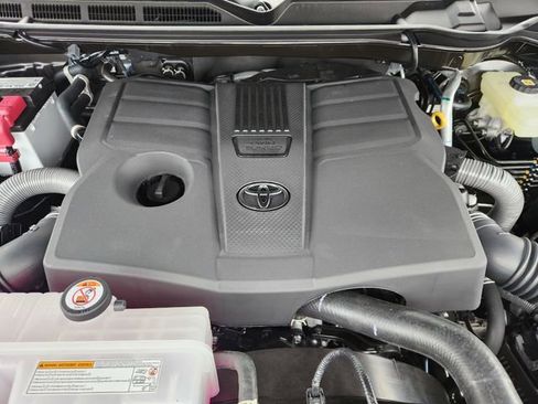 New 2026 Toyota Tundra Limited image 27