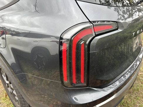 Used 2023 Kia Telluride SX Prestige X-Pro image 9