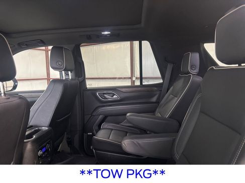 Used 2023 Chevrolet Tahoe Premier AWD/4WD image 17