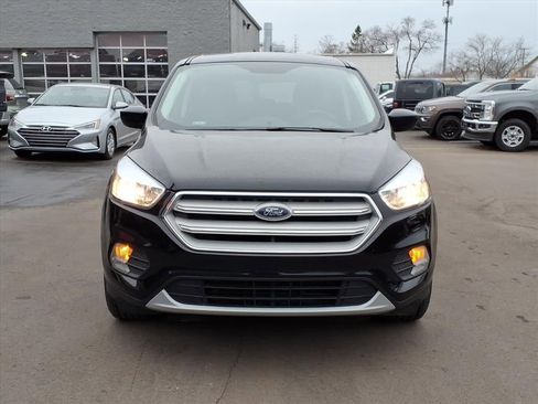 Used 2019 Ford Escape SE image 8