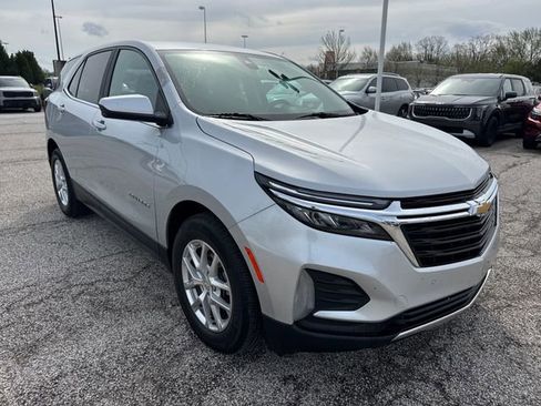Used 2022 Chevrolet Equinox LT FWD image 1