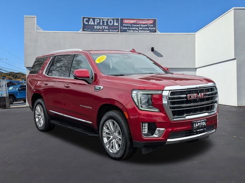 Used 2023 GMC Yukon SLT w/ SLT Premium Package image 1
