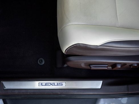 Used 2019 Lexus RX 450h 450h image 21