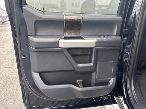 Used 2022 Ford F250 Lariat w/ Lariat Ultimate Package AWD/4WD image 26