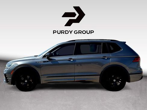 Certified 2023 Volkswagen Tiguan SE R-Line FWD image 5