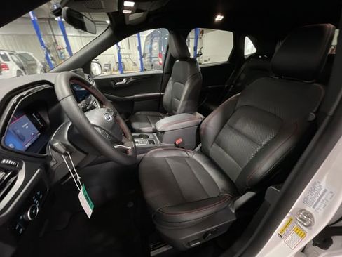 New 2026 Ford Escape ST-Line Select w/ Tech Pack #1 image 17