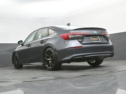 Used 2023 Honda Civic Sport image 27