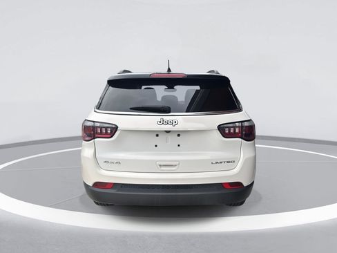 Used 2018 Jeep Compass Limited image 7