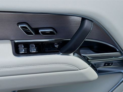New 2026 Land Rover Range Rover SE AWD/4WD image 23