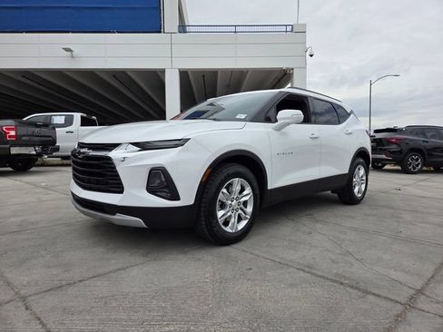 Certified 2021 Chevrolet Blazer LT FWD image 2