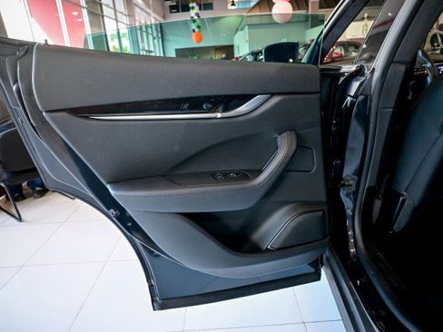 Used 2022 Maserati Levante GT image 21