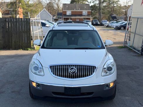 Used 2011 Buick Enclave CXL image 2