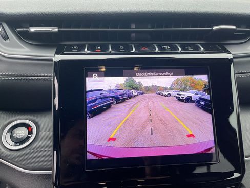 New 2025 Jeep Grand Cherokee L Laredo image 26