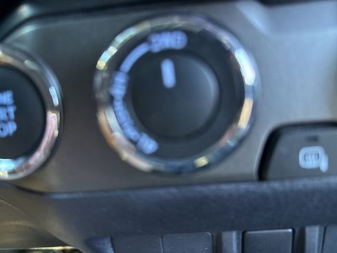 Used 2023 Toyota Tacoma TRD Off-Road image 14