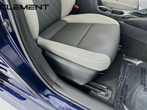 Used 2026 Toyota Corolla LE FWD image 32