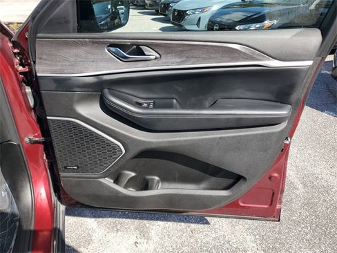 Used 2024 Jeep Grand Cherokee Limited 4xe image 37