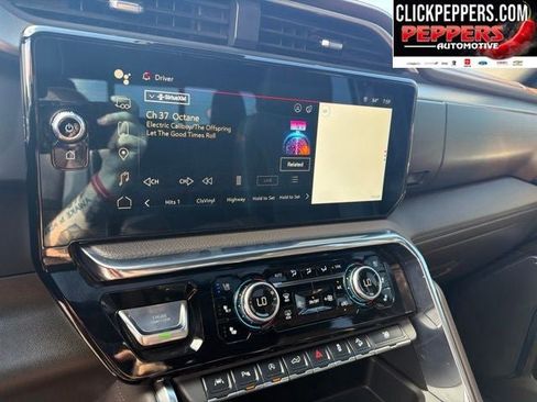 Used 2024 GMC Sierra 1500 Denali w/ Technology Package AWD/4WD image 13