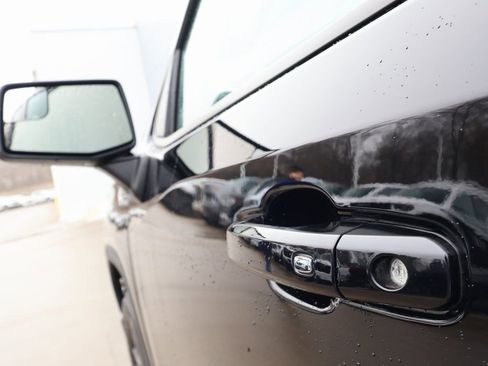 New 2026 GMC Sierra 1500 Elevation w/ LPO, Elevation Black Package image 10