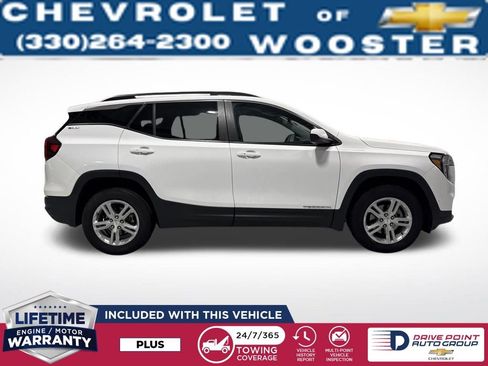 Used 2023 GMC Terrain SLE w/ Driver Convenience Package image 6
