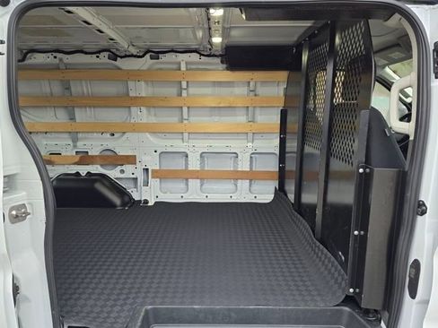 Used 2024 Ford Transit 250 Low Roof w/ Exterior Upgrade Package image 10