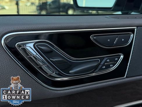 Used 2023 Lincoln Navigator Reserve image 25