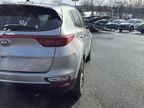 Used 2020 Kia Sportage EX w/ Option Group 15 image 8