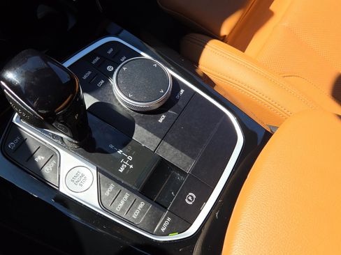 Certified 2024 BMW X3 sDrive30i w/ Premium Package w/ZPA image 38