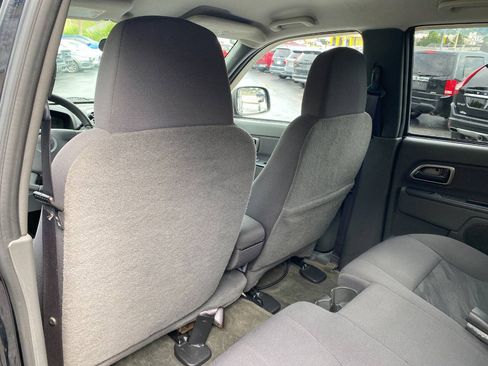 Used 2005 Chevrolet Colorado LS AWD/4WD image 19