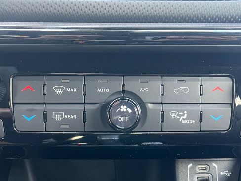 New 2026 Jeep Compass Limited image 4