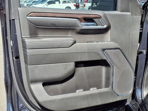 Used 2023 GMC Sierra 1500 Elevation image 26