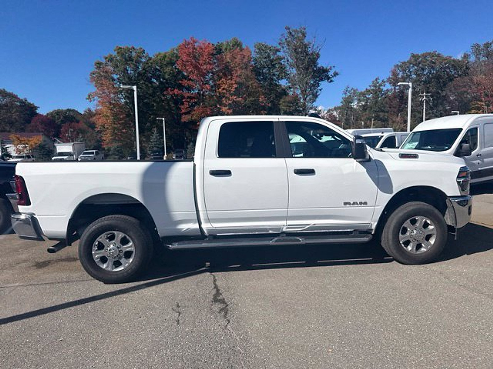 Used 2026 RAM 2500 Big Horn AWD/4WD image 5
