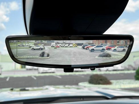 Used 2025 GMC Sierra 3500 Denali Ultimate image 9