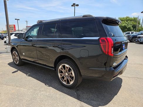 New 2027 Ford Expedition King Ranch RWD image 8