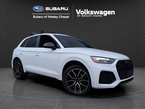 Used 2023 Audi SQ5 Premium Plus w/ Premium Plus Package AWD/4WD image 1