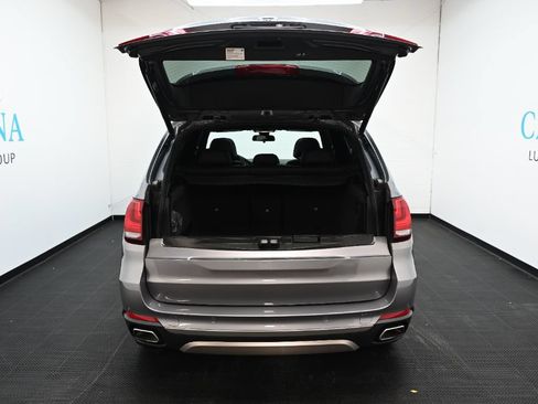 Used 2018 BMW X5 xDrive35d w/ M Sport Package AWD/4WD image 40