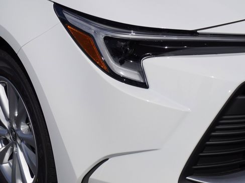 New 2026 Toyota Corolla XLE image 3