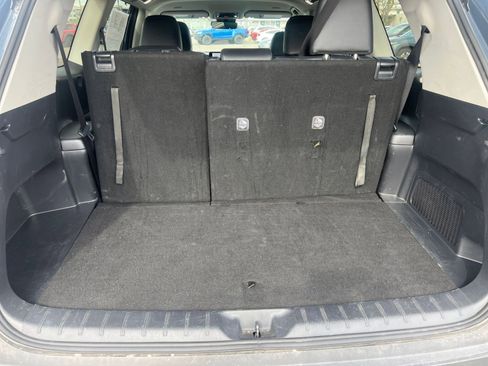 Used 2025 Toyota Grand Highlander FWD image 33