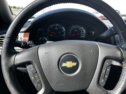 Used 2010 Chevrolet Silverado 2500 LTZ w/ Convenience Package AWD/4WD image 17