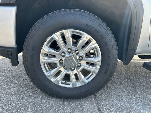 Used 2023 GMC Sierra 2500 Denali AWD/4WD image 10